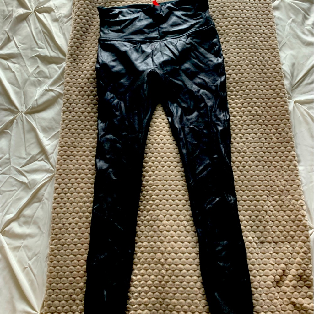 Excellent condition Spanx Leggings Sz M